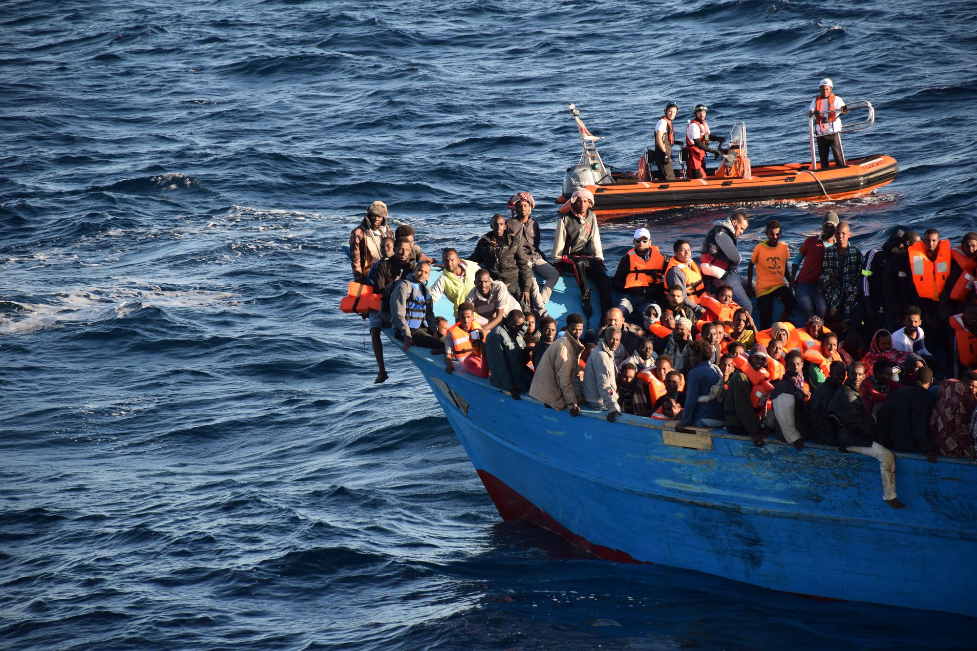 مهاجرت غیرقانونی از طریق دریا