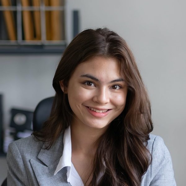 آناهیتا زارعی